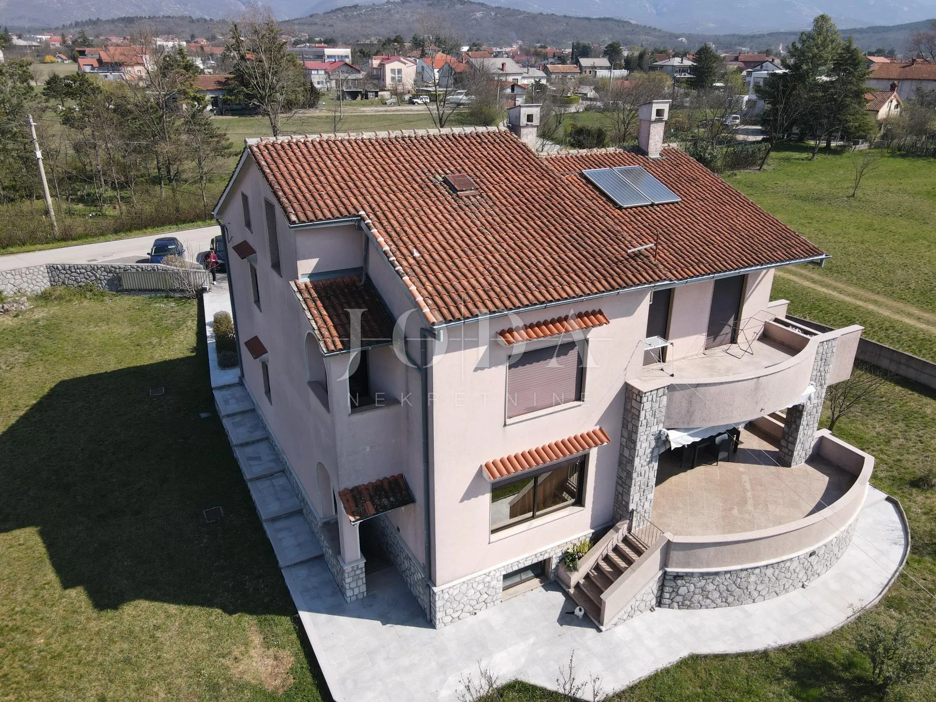 grobnik,samostojeća kuća sa poslovnim prostorom na velikoj okućnici - slika 44
