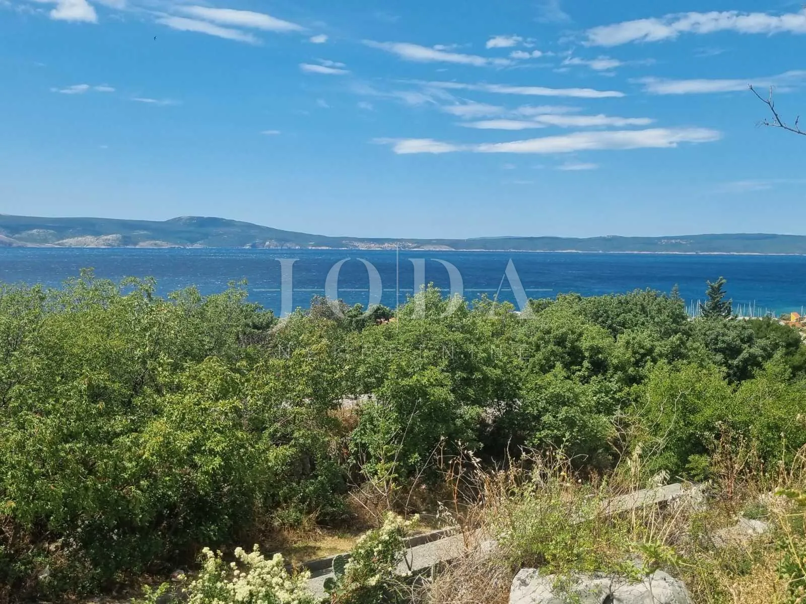 novi vinodolski, građevinski teren na odličnoj lokaciji - slika 3