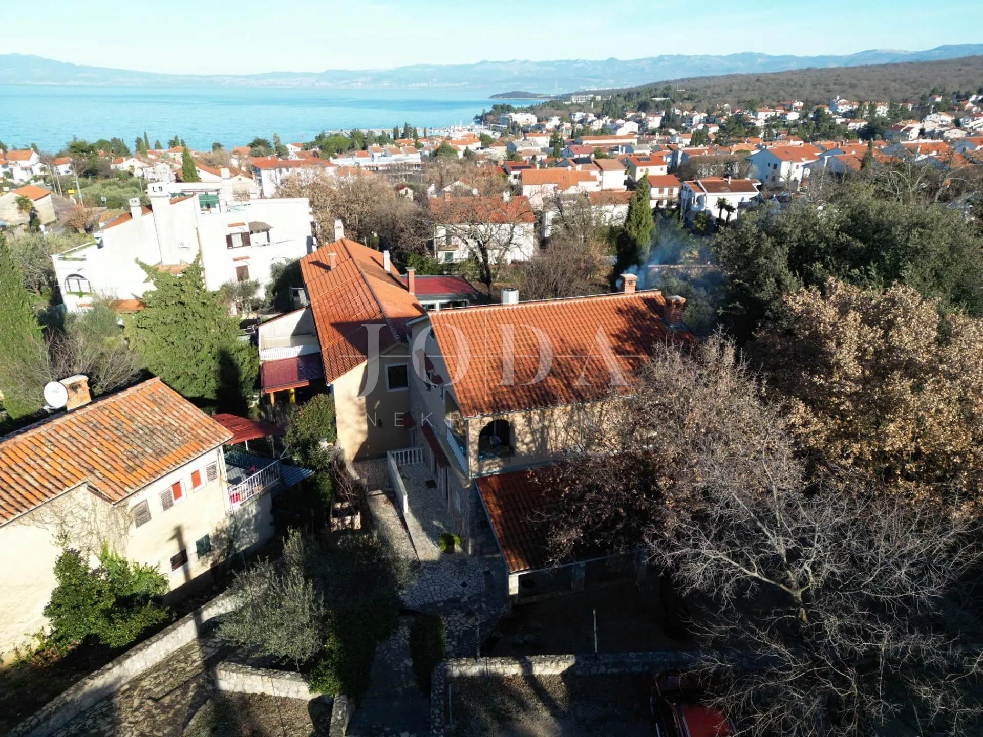 malinska kuća: poslovni prostor i stan – vaša prilika za savršeni dom - slika 21