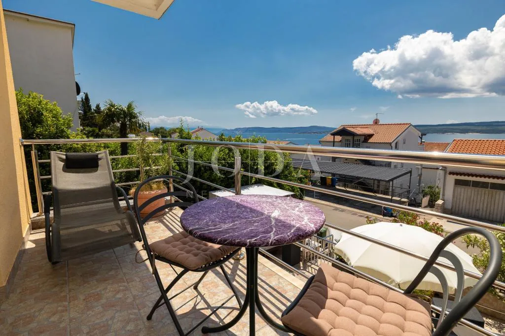 dramalj-kuca sa 7 apartmana - slika 35