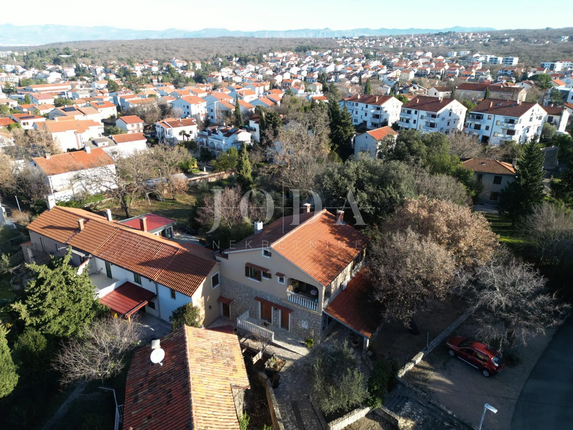 malinska kuća: poslovni prostor i stan – vaša prilika za savršeni dom - slika 19