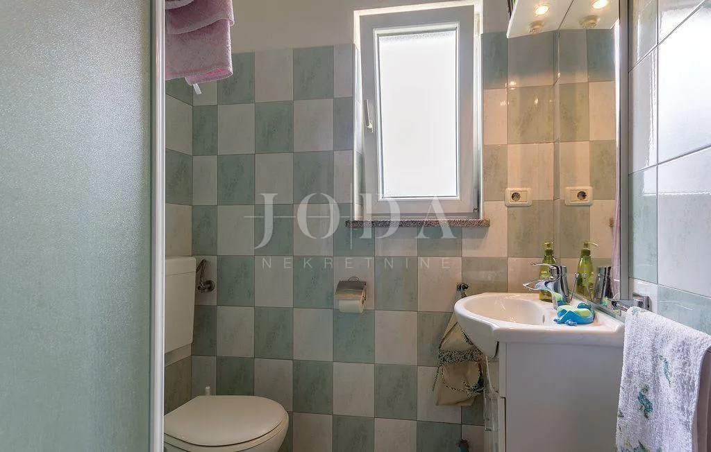 plomin, okolica, kuća za odmor sa bazenom - slika 14