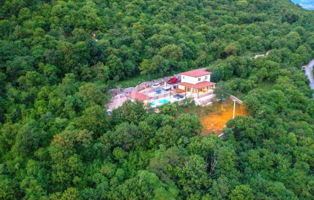 kuća u zaleđu novog vinodolskog - slika 19