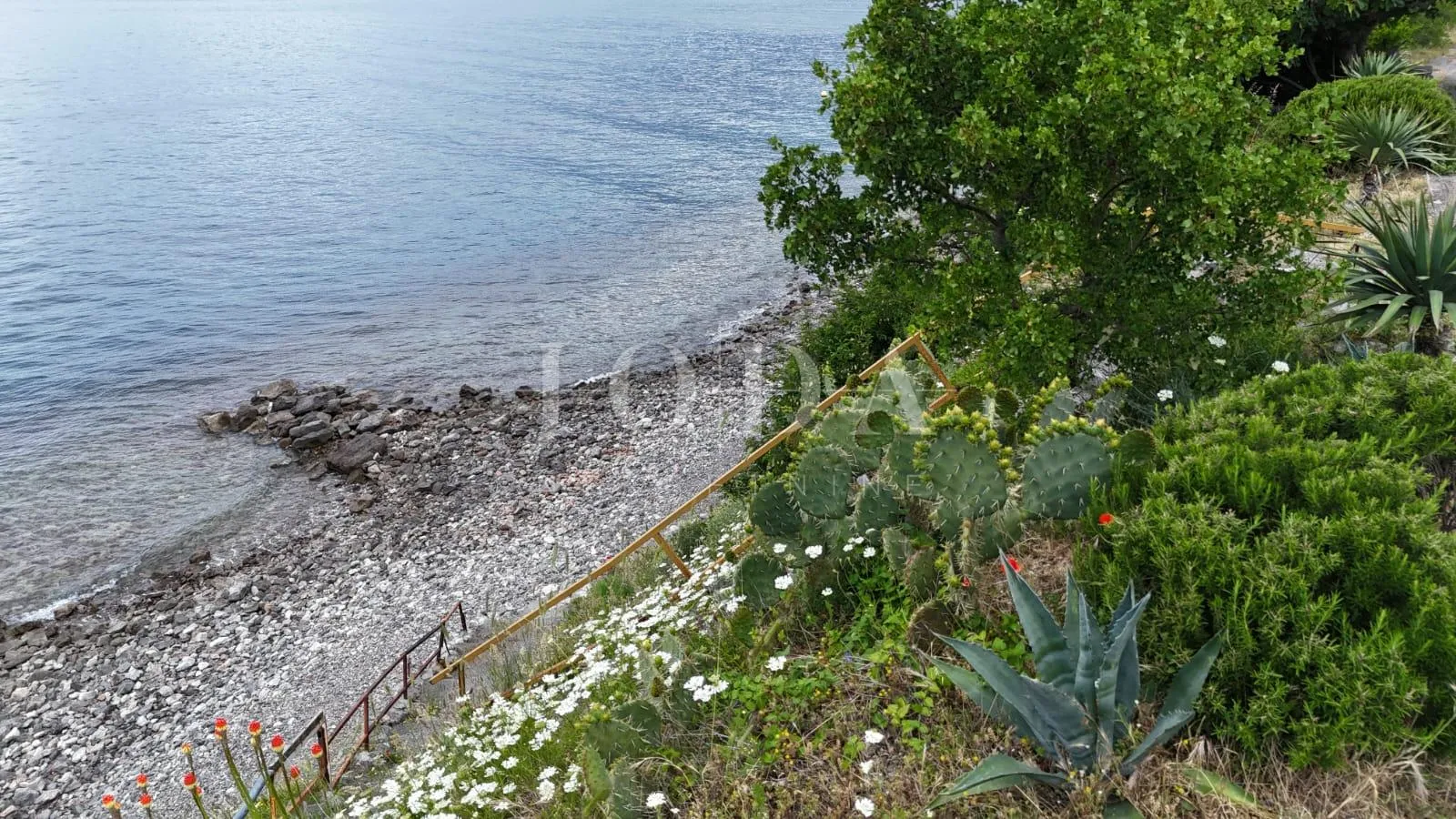 sveti juraj, kuća pored mora - slika 14