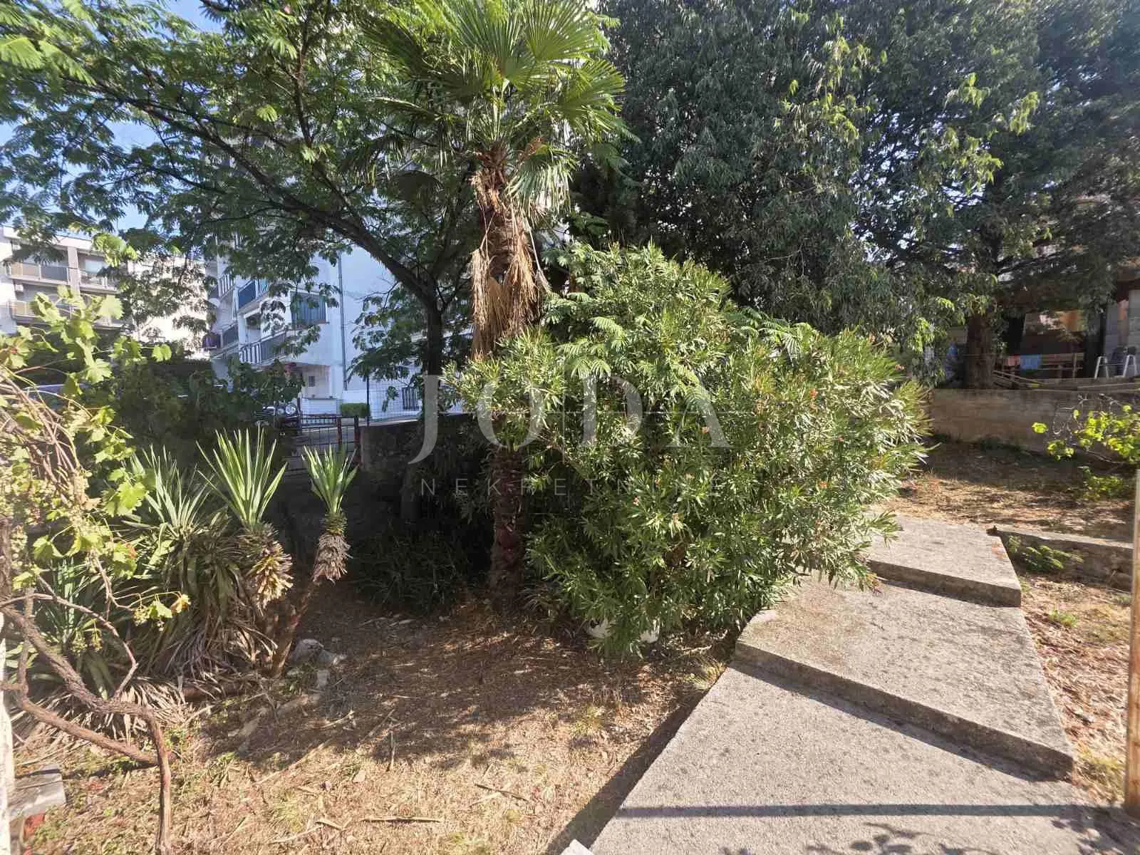 crikvenica, stan sa garažom i okućnicom - slika 16