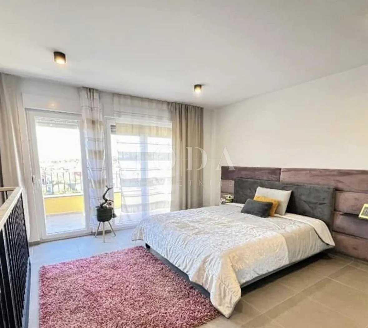 novigrad, atraktivan stan na tri etaže - slika 11