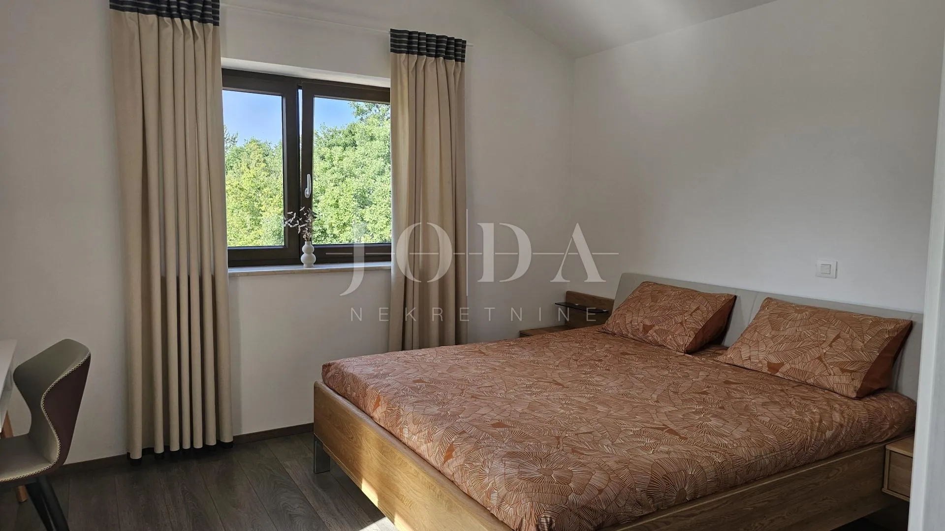 prekrasna villa sa bazenom i prostranom okućnicom,barban okolica - slika 17