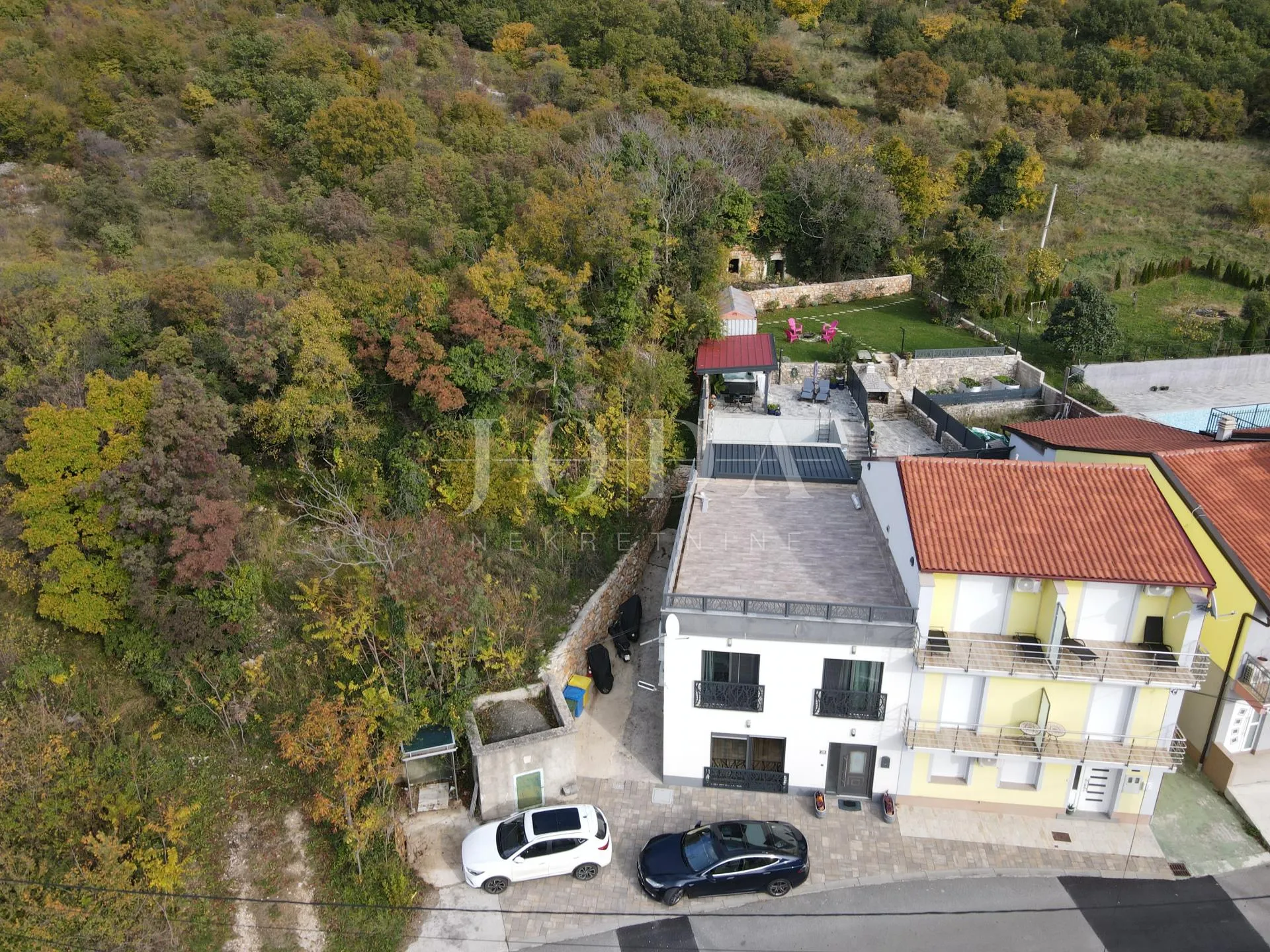 bribir kuća sa bazenom - slika 31