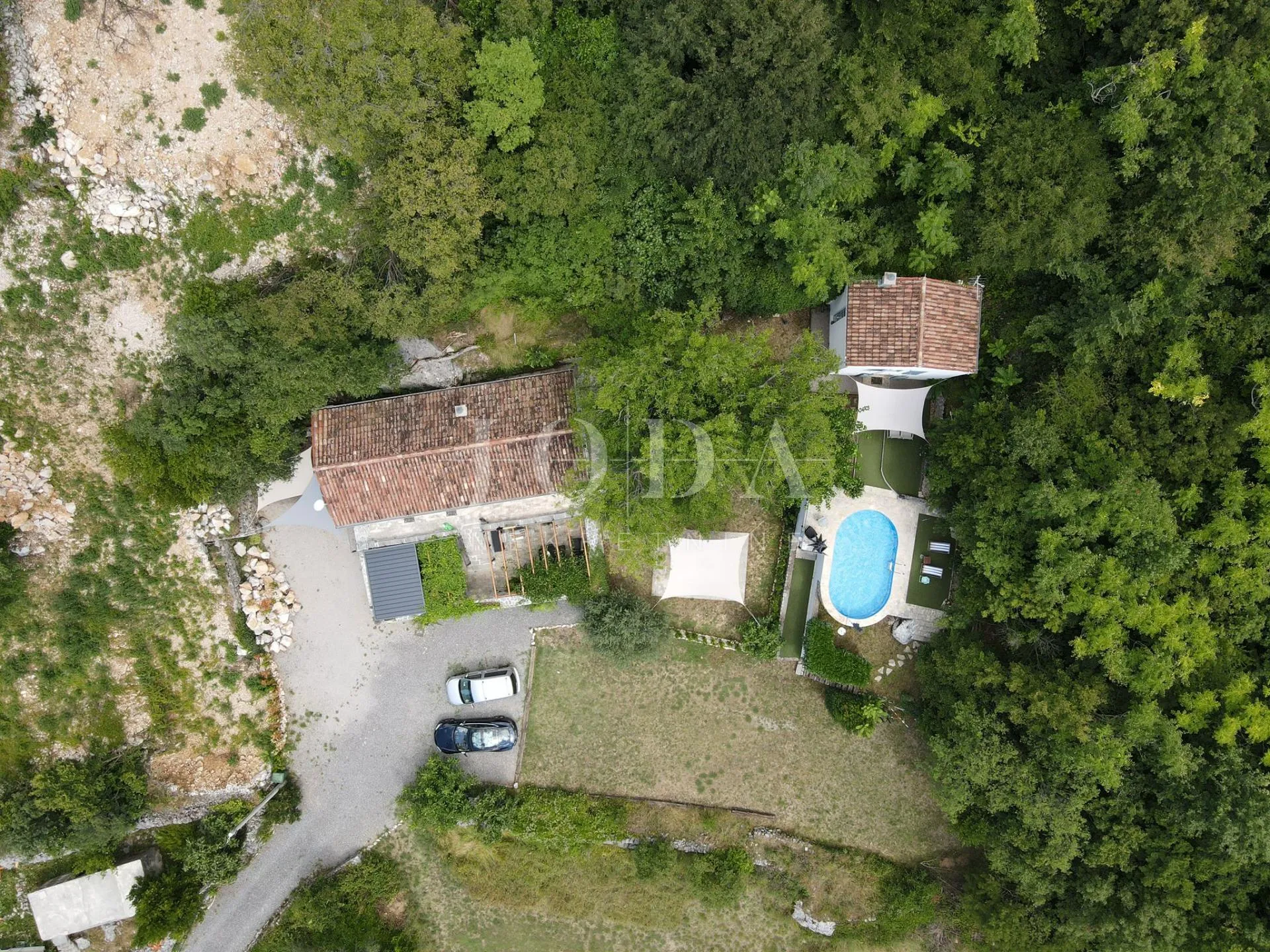 grižane imanje sa dvije kamene kuće i zemljištem - slika 51