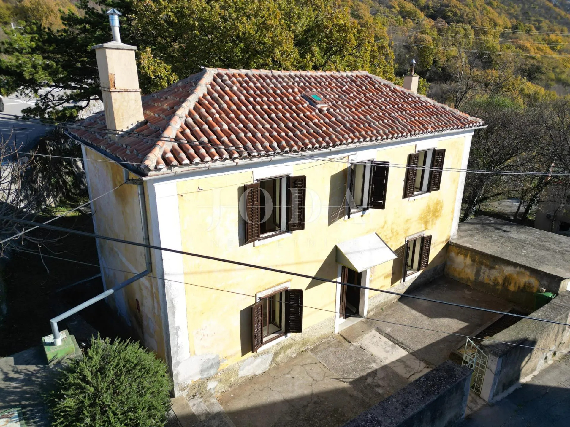 križišće primorska kuća sa velikom okućnicom - slika 7