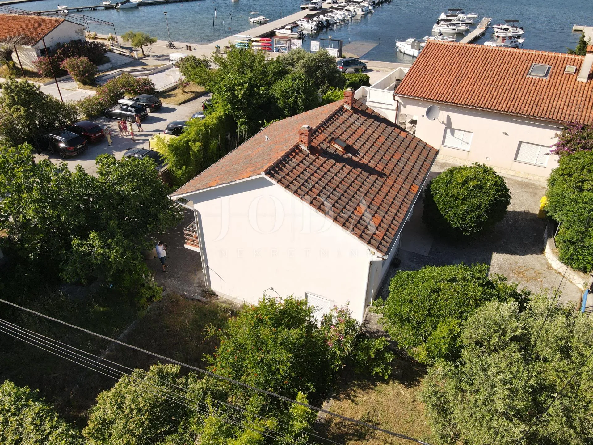 rab – supetarska draga | stan 68,62 m², samo 40 m od mora, veliko dvorište, parking! - slika 36