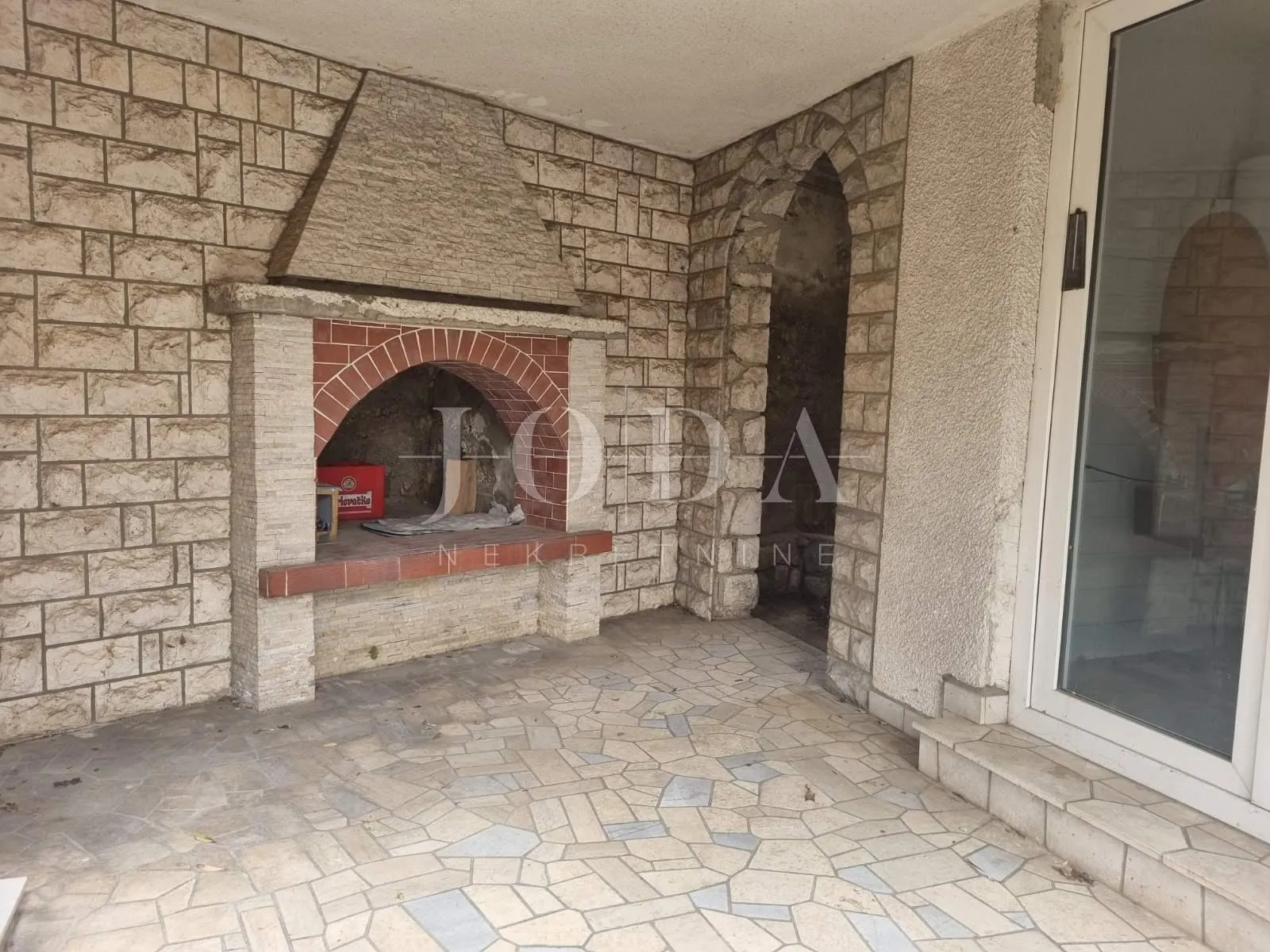 novi vinodolski,centar, kuća 180m od mora - slika 4