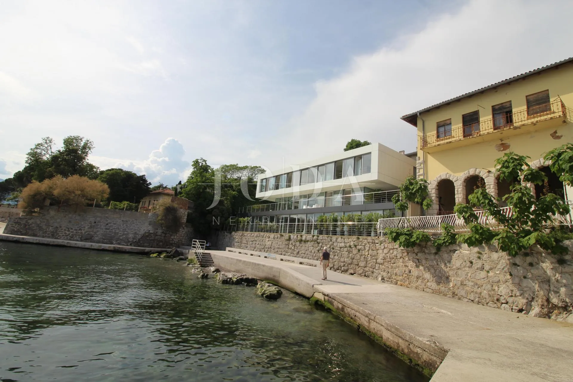 impresivna villa na moru! sinergija prostora, čovjeka i mora! - slika 4