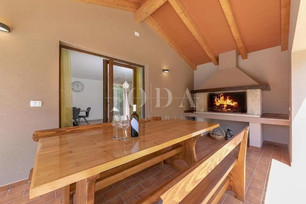 labin, villa sa bazenom na traženoj lokaciji - slika 10