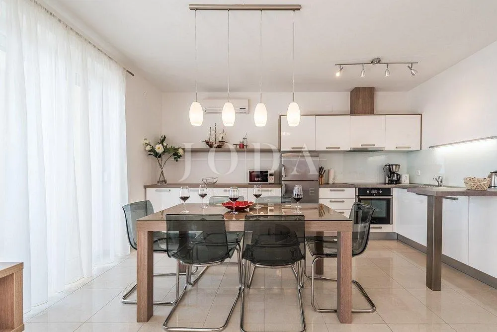 apartman sa vlastitim prilazom plaži - slika 11