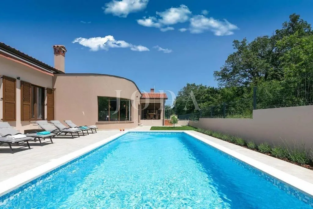 labin, villa sa bazenom na traženoj lokaciji - slika 3