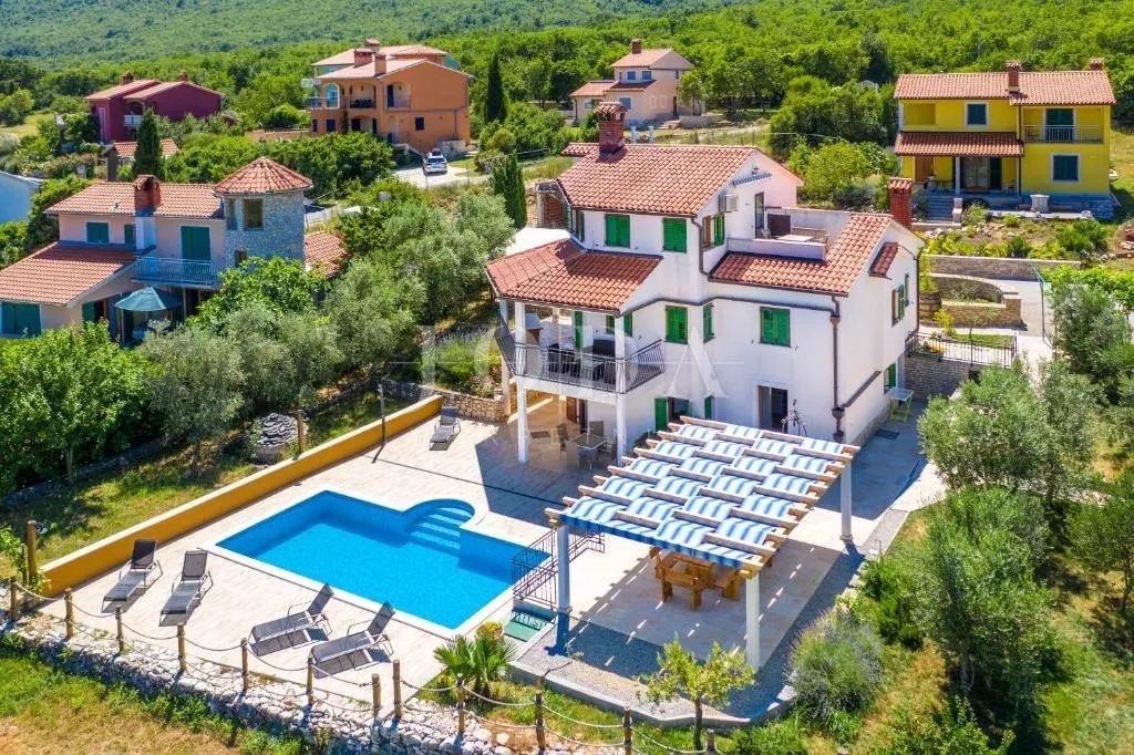 labin, okolica, kuća sa bazenom i prekrasnim pogledom na more - slika 2
