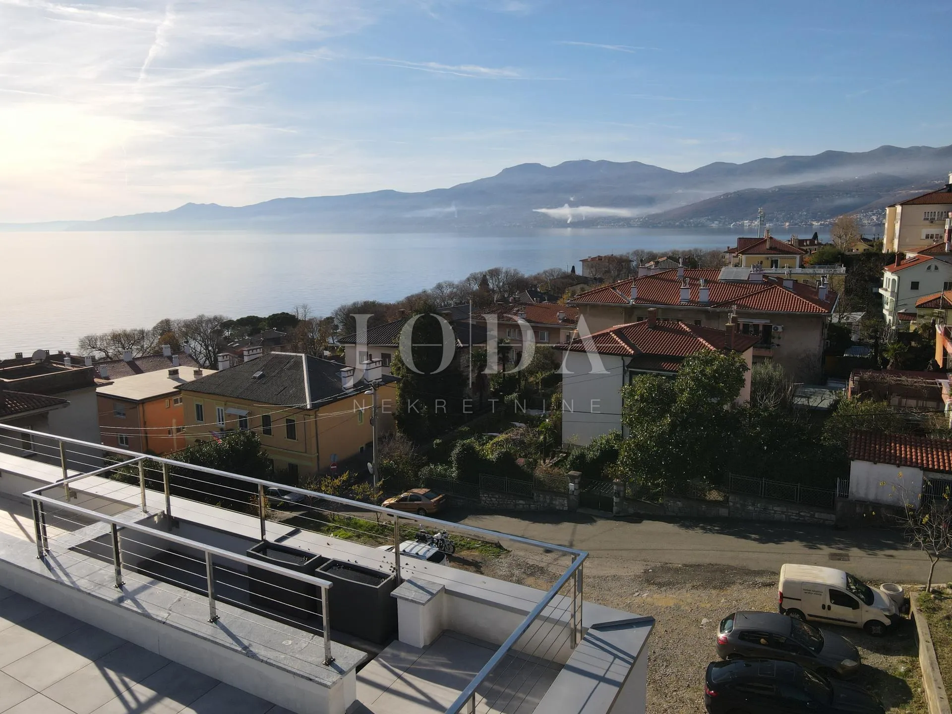 kantrida, luksuzni penthouse s panoramskom terasom i tri garažna mjesta - slika 8