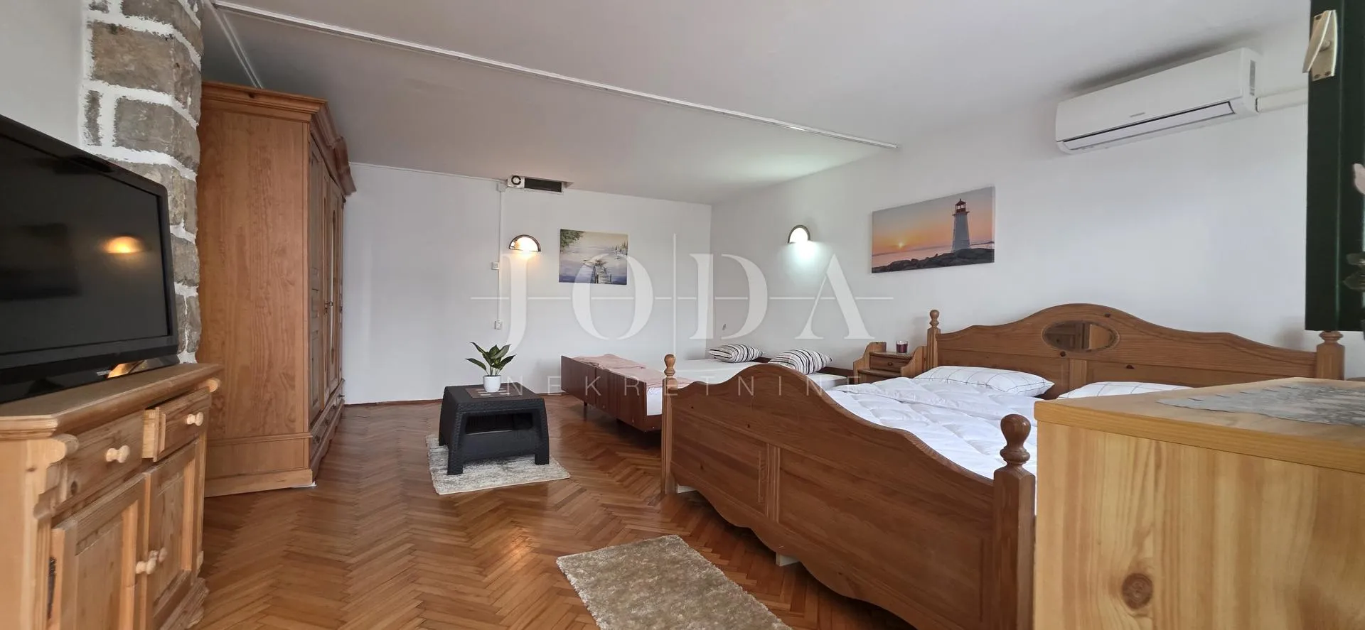 kuća s terasom i pogledom na more | selce, blizu plaže – prodaja - slika 6