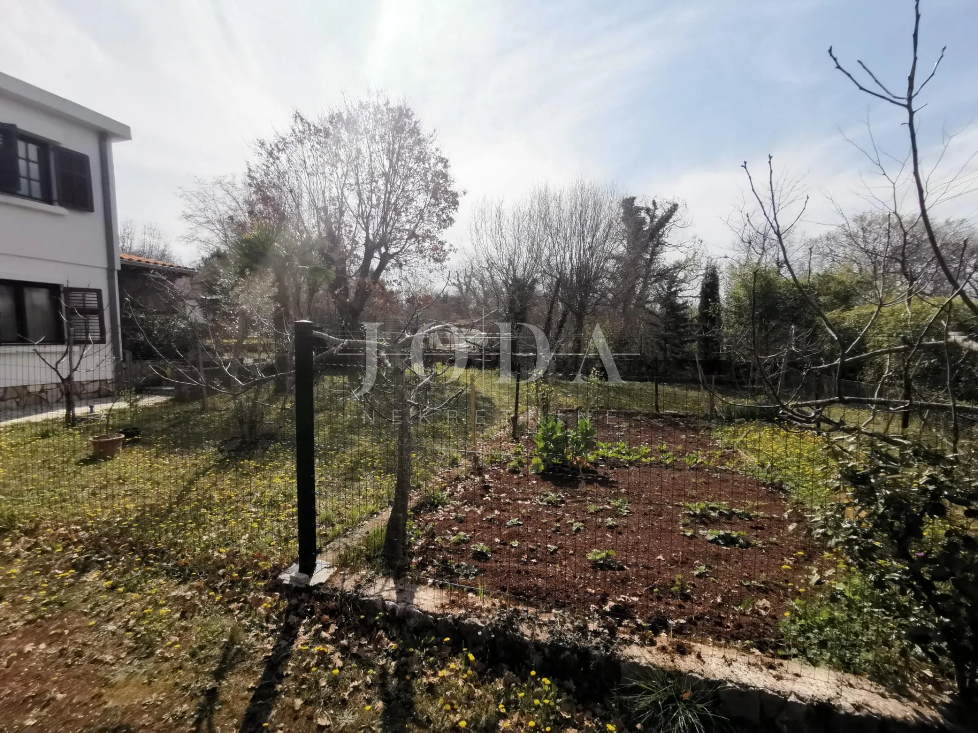 njivice kuća - slika 4
