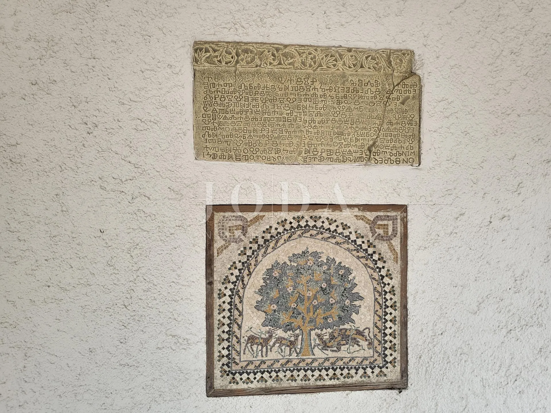 2 vile s bazenom + poslovni prostor na jednoj parceli od 2.700 m2 - slika 80