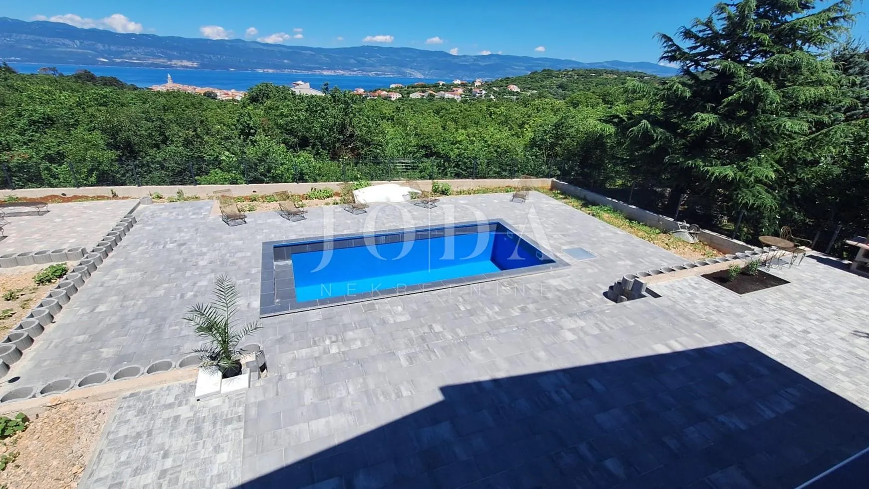 vrbnik - nova kuća s predivnim pogledom - slika 5