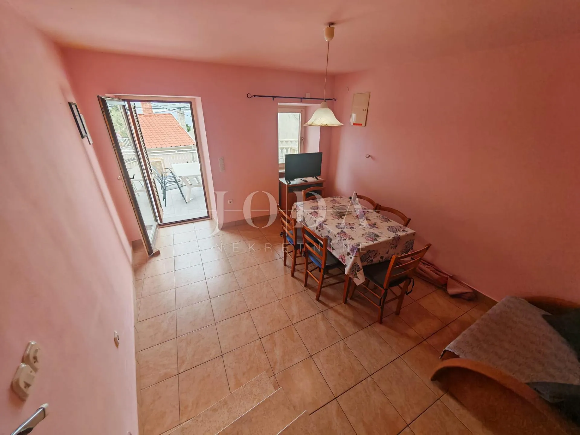 kuća 150m od mora - slika 7