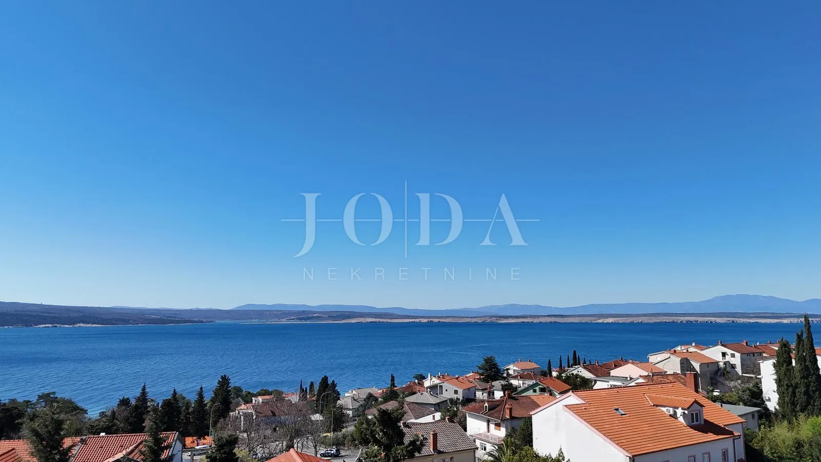 prostrana kuća u crikvenici – idealna investicija za turizam - slika 18