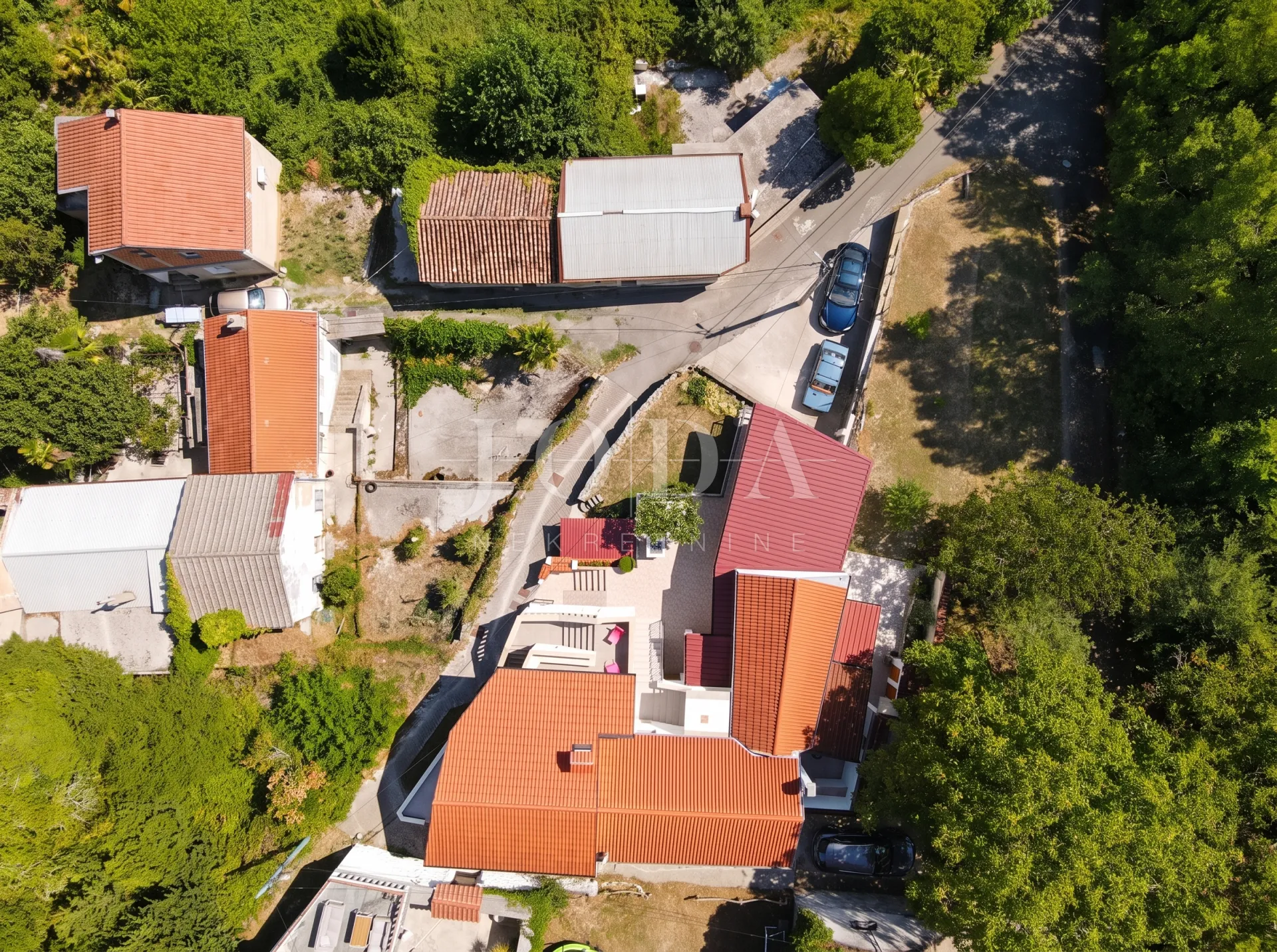 tribalj kuća - slika 27