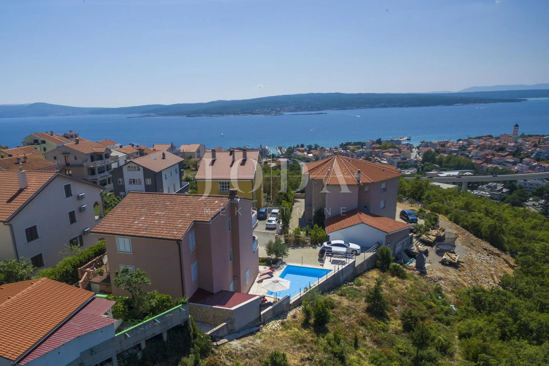 crikvenica, kuća sa tri stambene jedinice i bazenom - slika 51