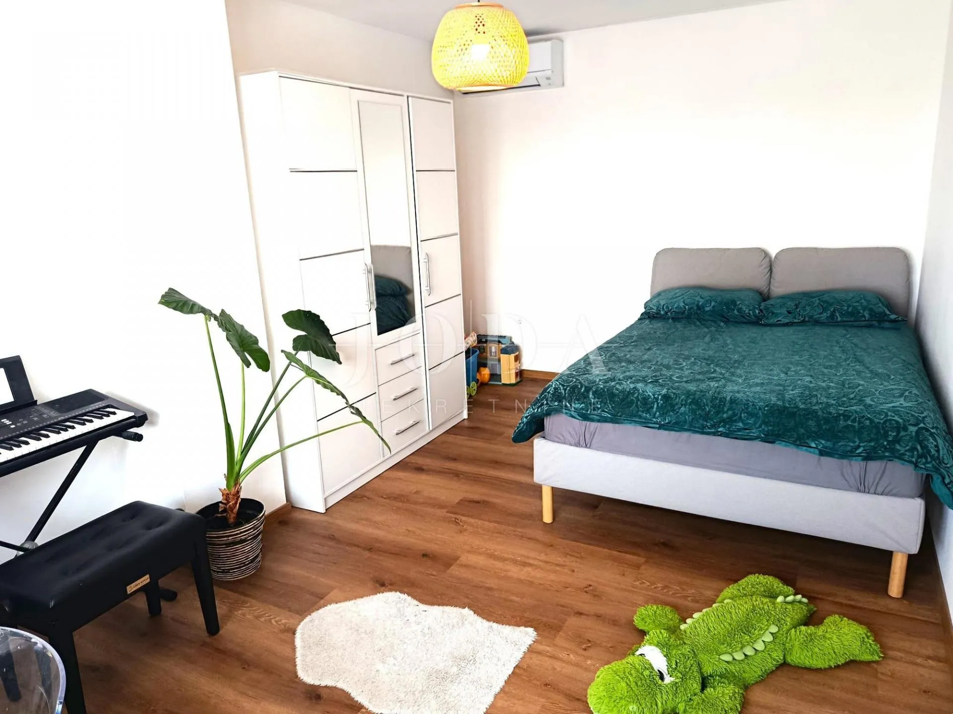 prilika kompletno renovirana i opremljena istarska kamena kuća 300m2 sa dodatnim objektima,svetvinčenat okolica - slika 12