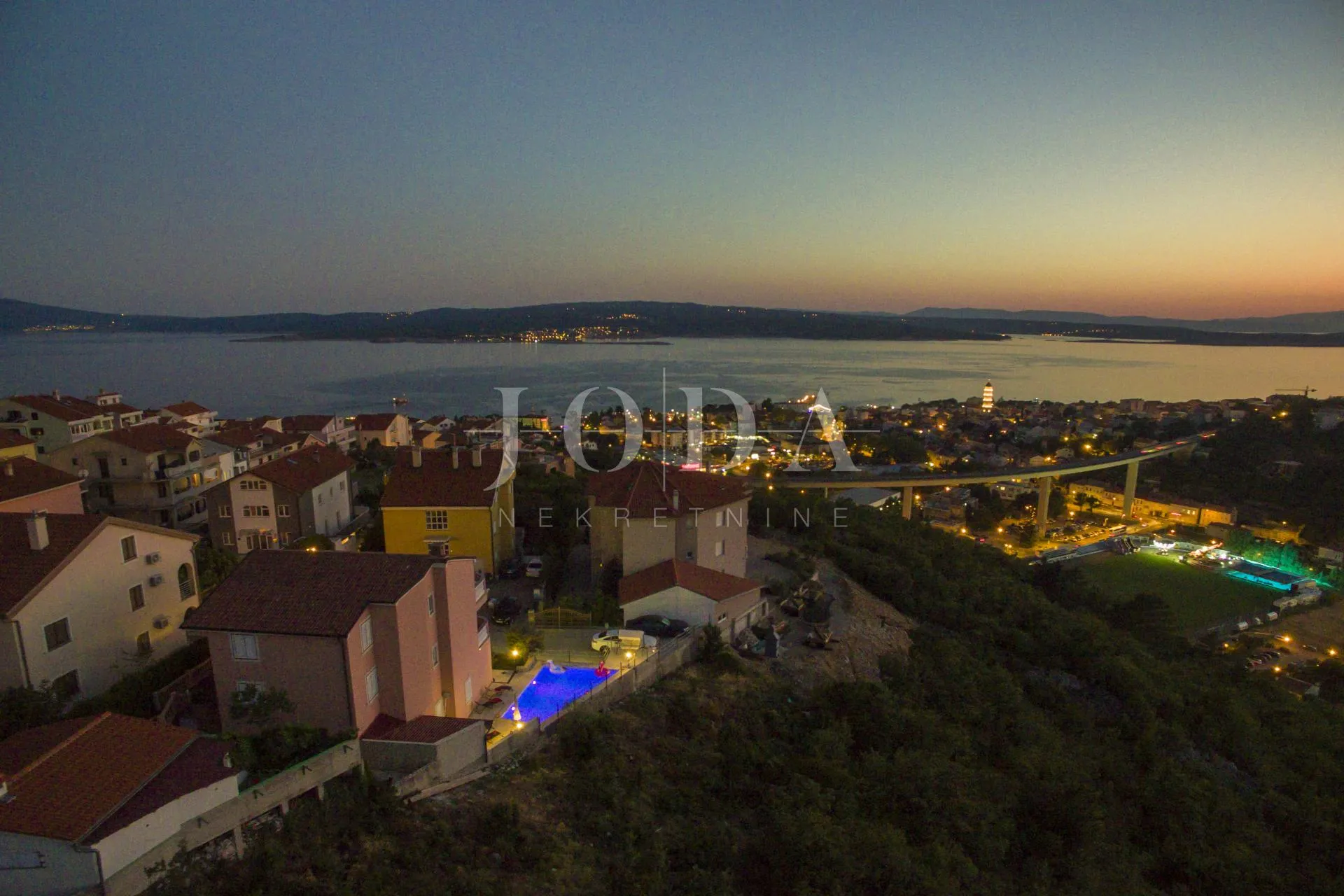 crikvenica, kuća sa tri stambene jedinice i bazenom - slika 50