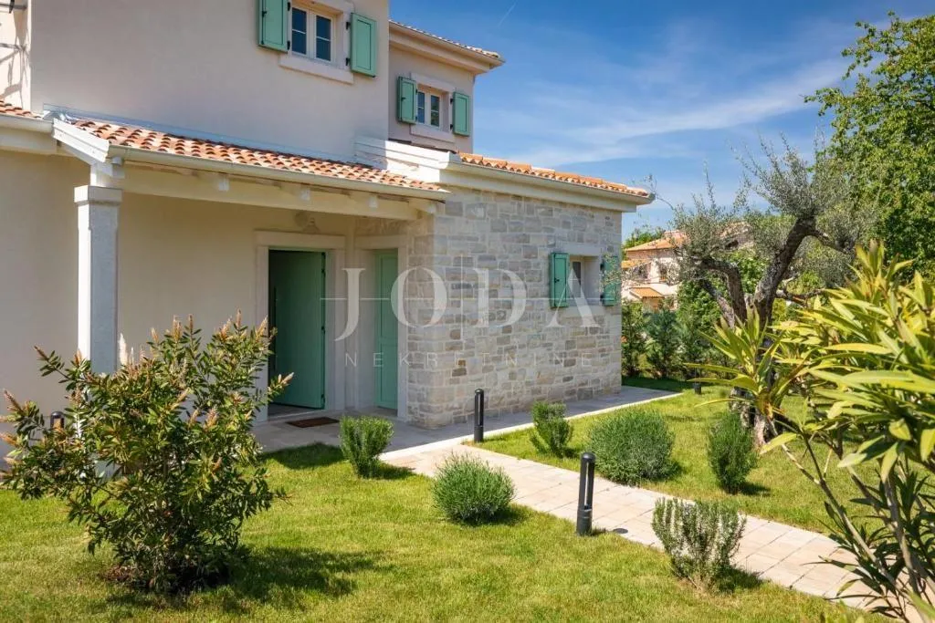 višnjan, prekrasna istarska villa s pogledom na prirodu - slika 9