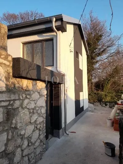 bribir, kuća sa okućnicom - slika 24