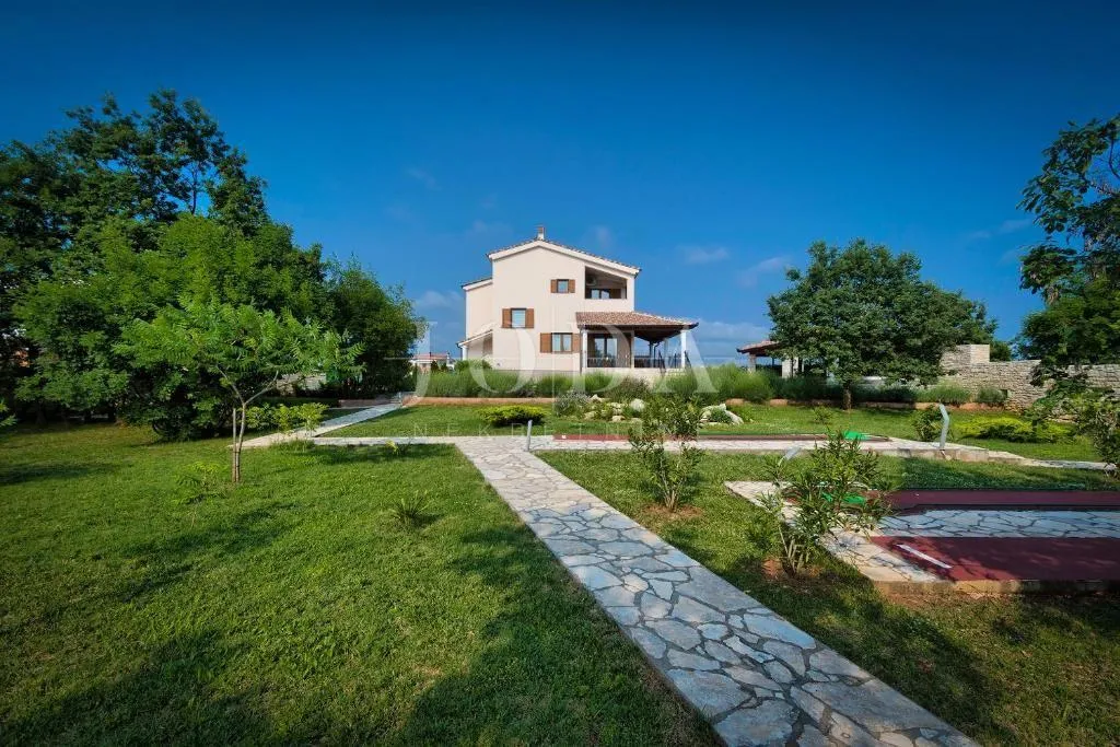 svetvinčenat, okolica, villa sa jacuzzijem i grijanim bazenom - slika 5