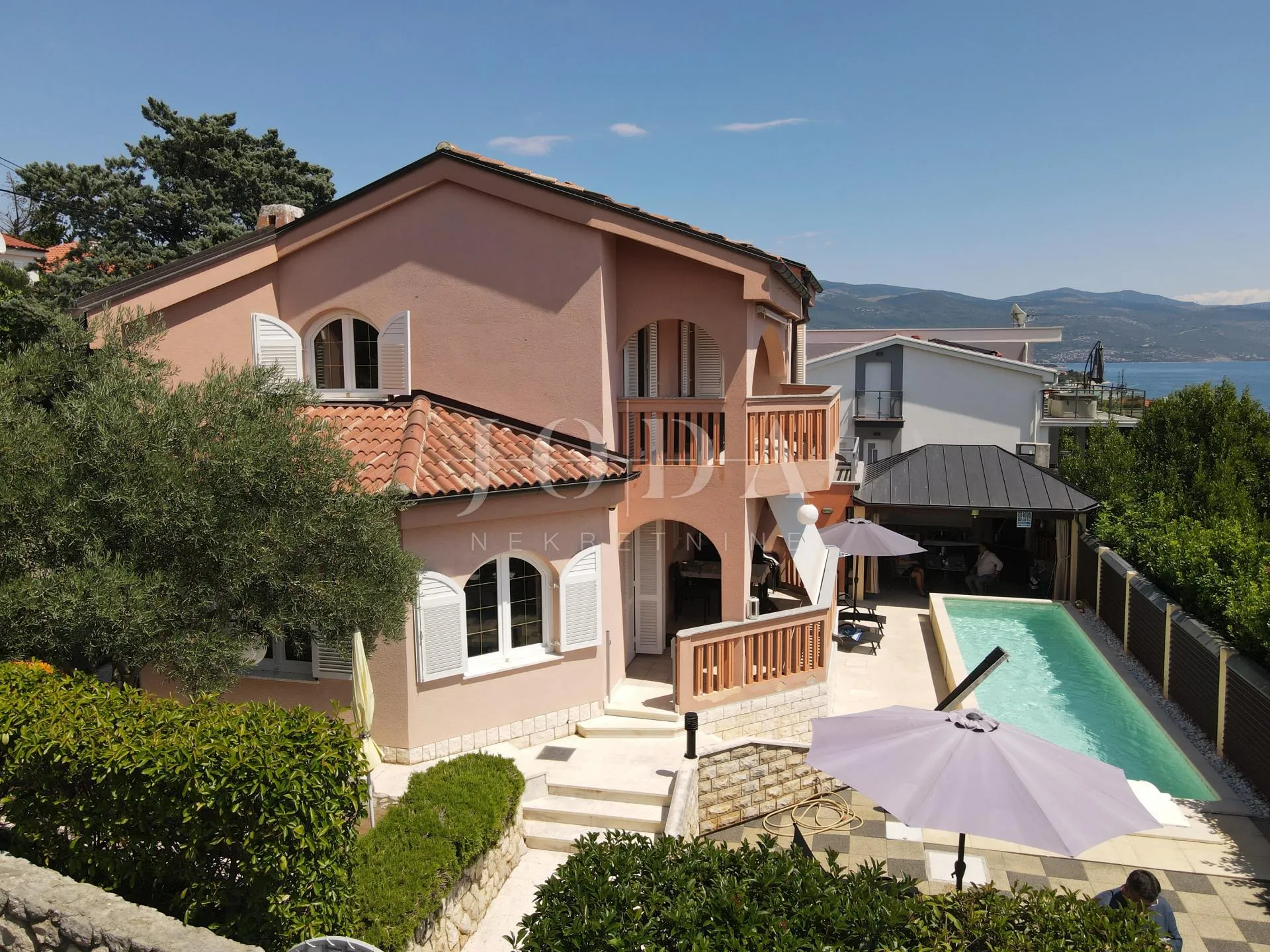 novi vinodolski kuća s bazenom - slika 5