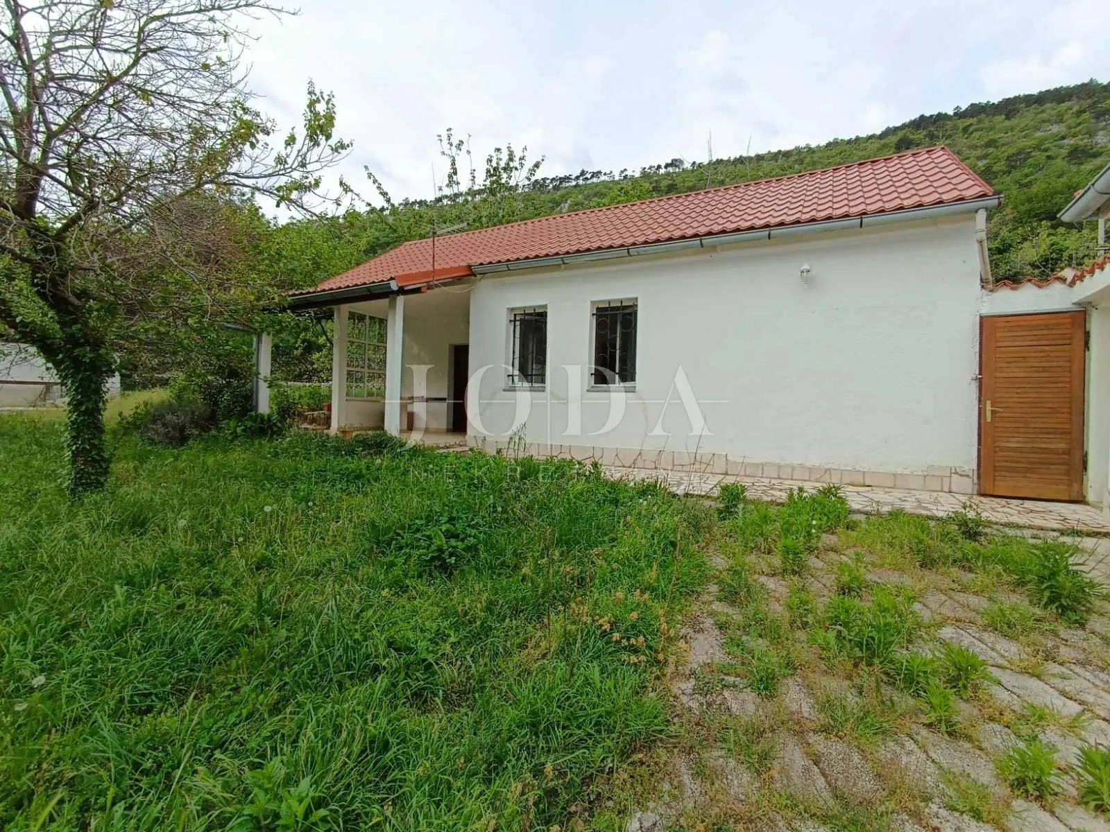 tri kuće sa velikim zemljištem - slika 6