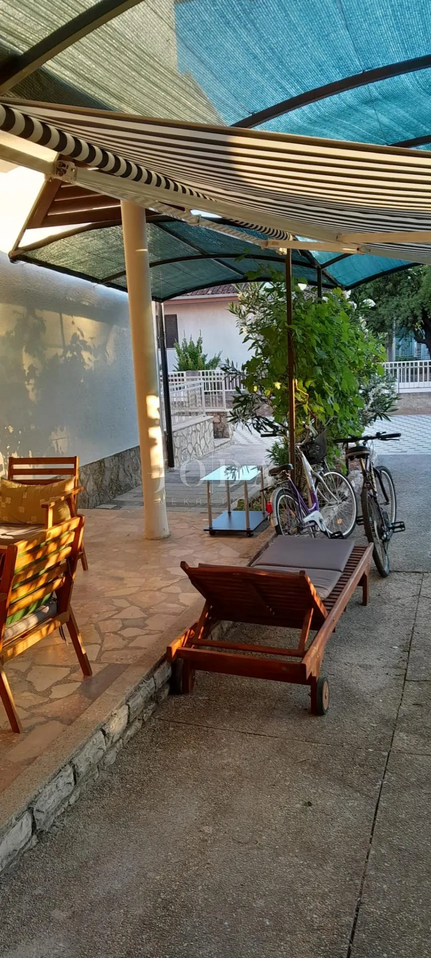 vodice, kuća sa parkingom na vrhunskoj lokaciji - slika 6