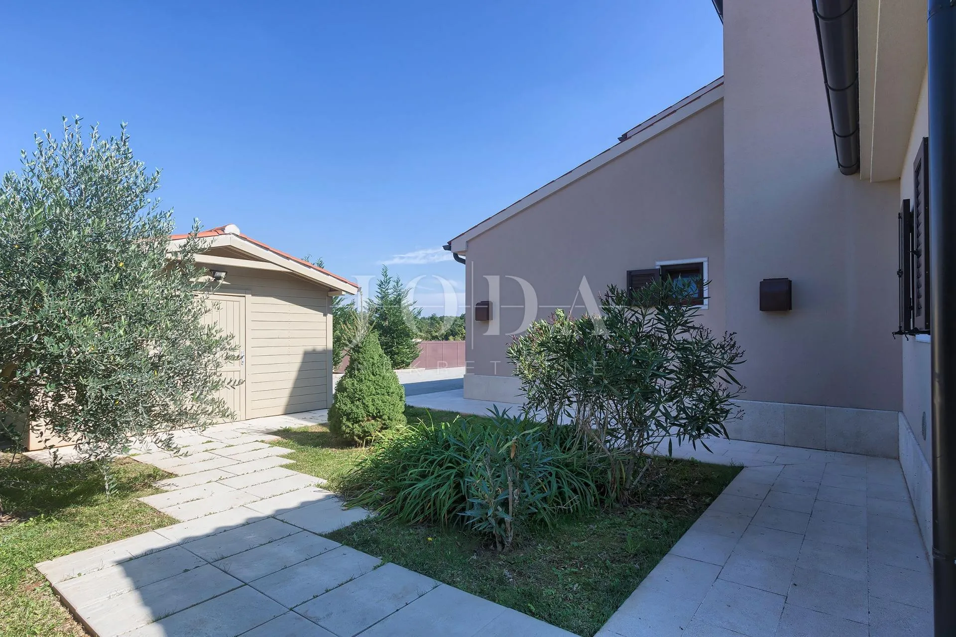 svetvinčenat, okolica, prekrasna villa sa bazenom - slika 8
