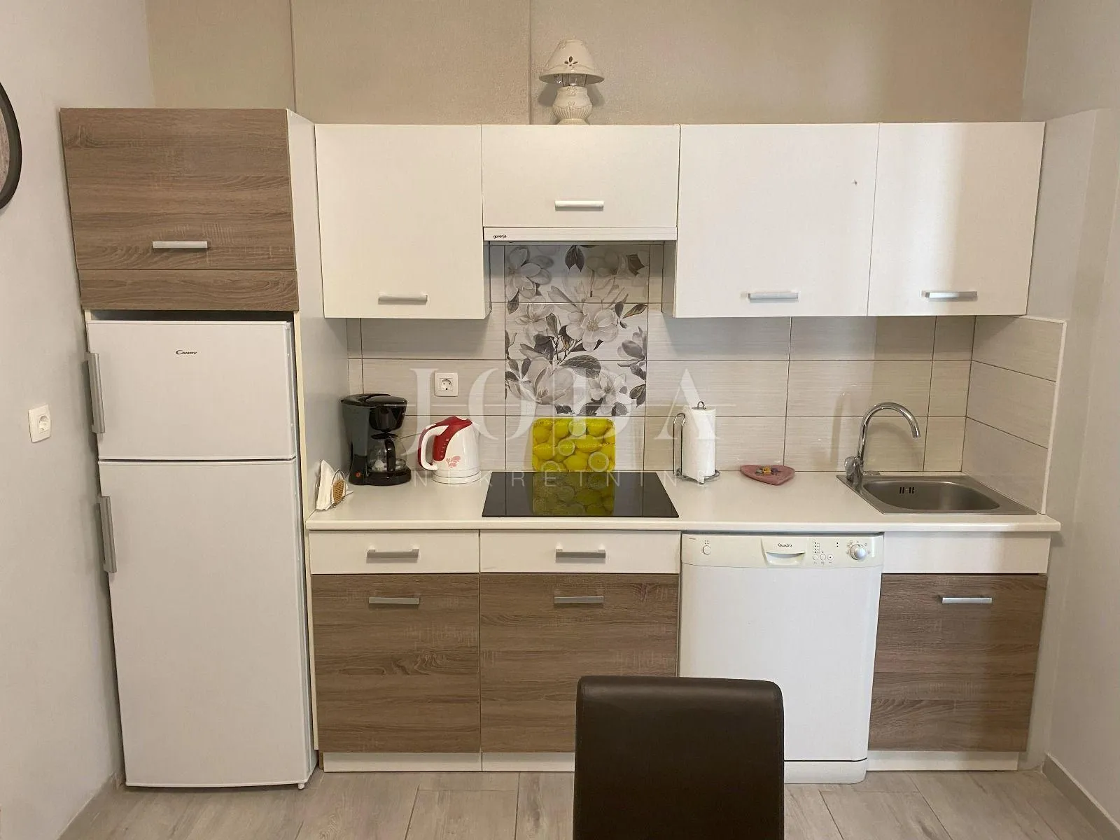 rabac, kuća sa četiri stambene jedinice, te predivnim pogledom na more - slika 46