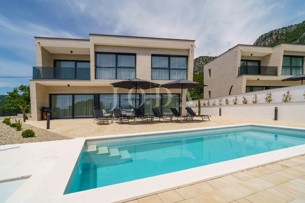 bribir moderna villa s bazenom i pogledom na more - slika 4