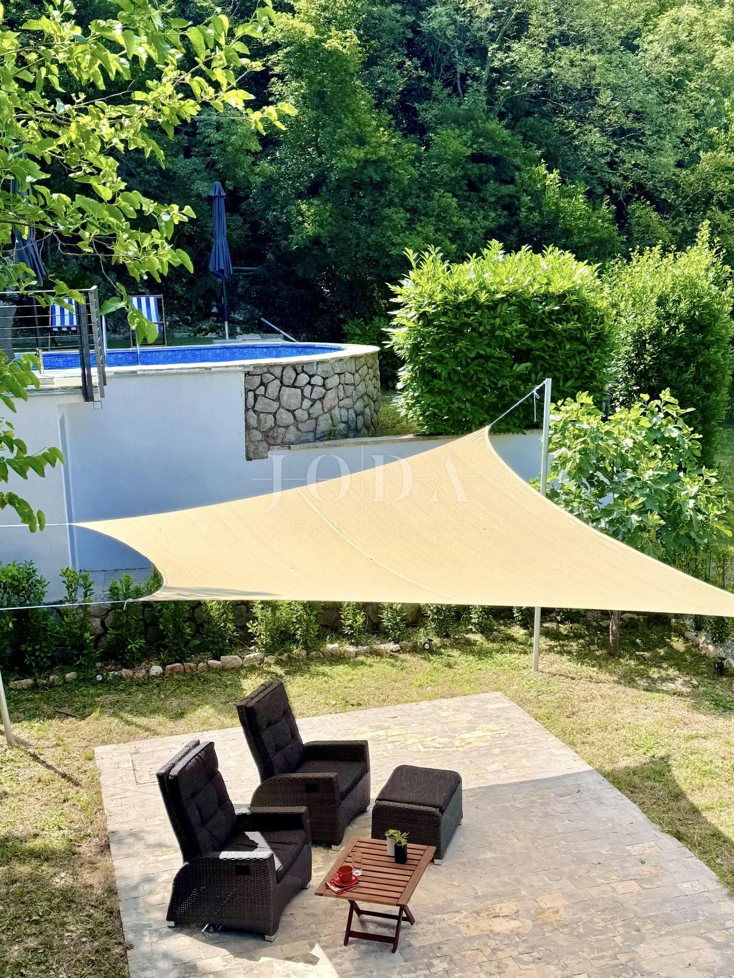 grižane imanje sa dvije kamene kuće i zemljištem - slika 18