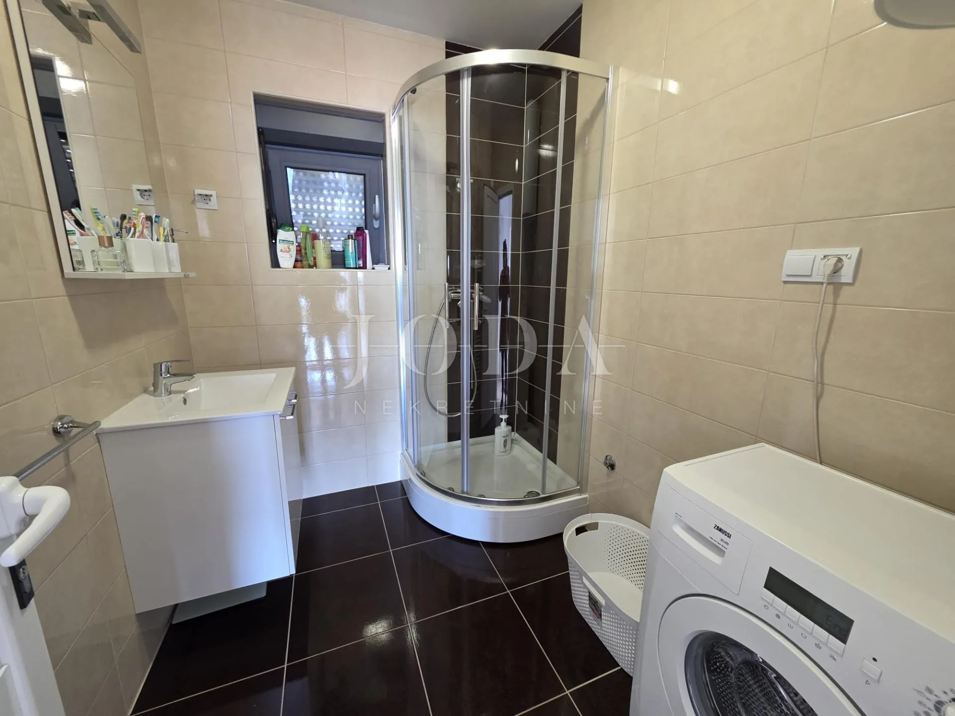 crikvenica- kuća sa više apartmana u blizini centra - slika 13