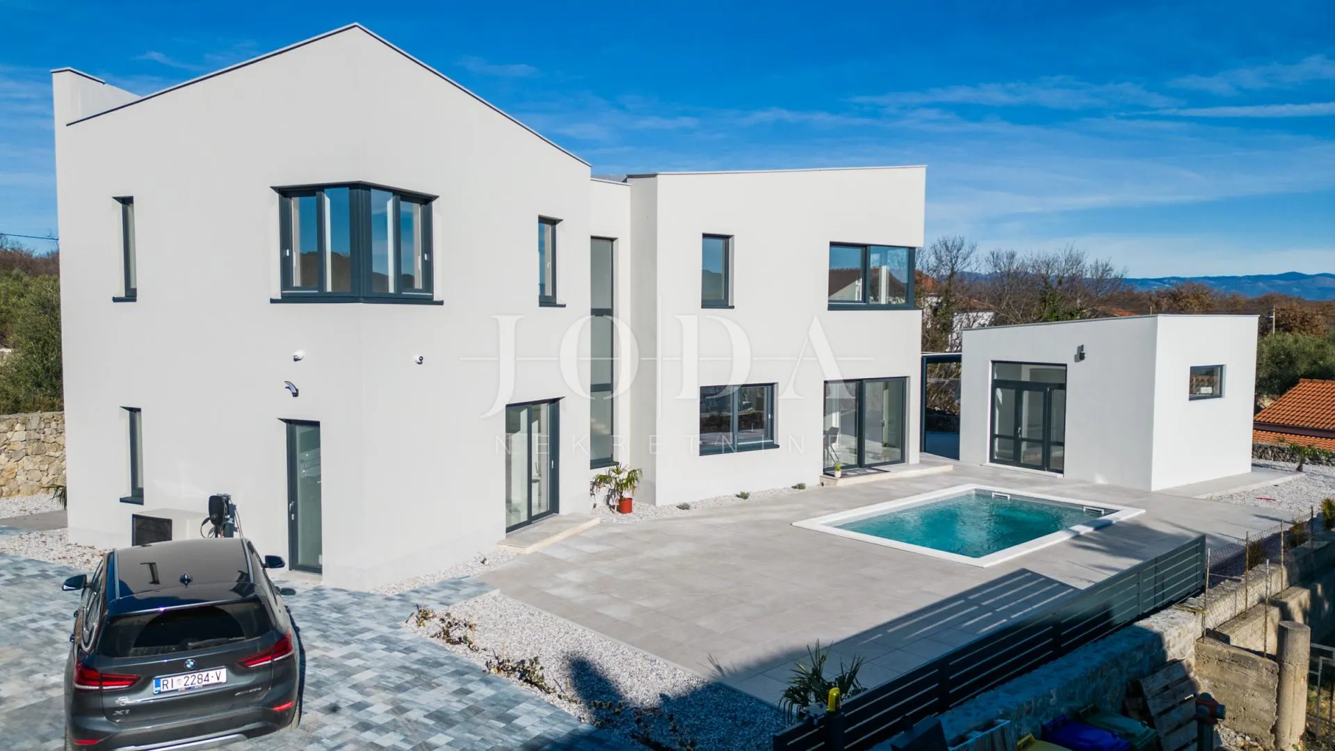 krk, moderna villa sa bazenom - slika 30