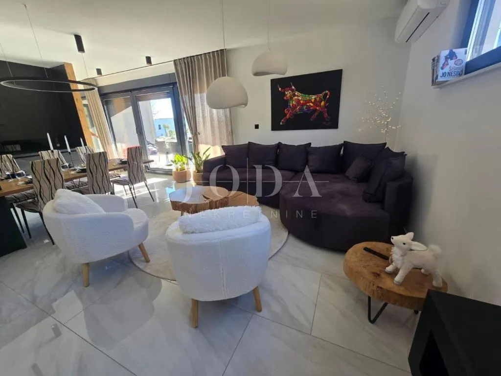 labin, okolica, moderna villa sa grijanim bazenom - slika 22