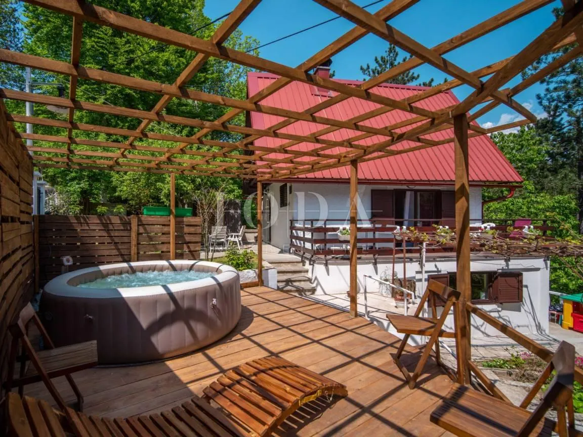 fužine, lič kuća u zelenoj oazi - slika 5