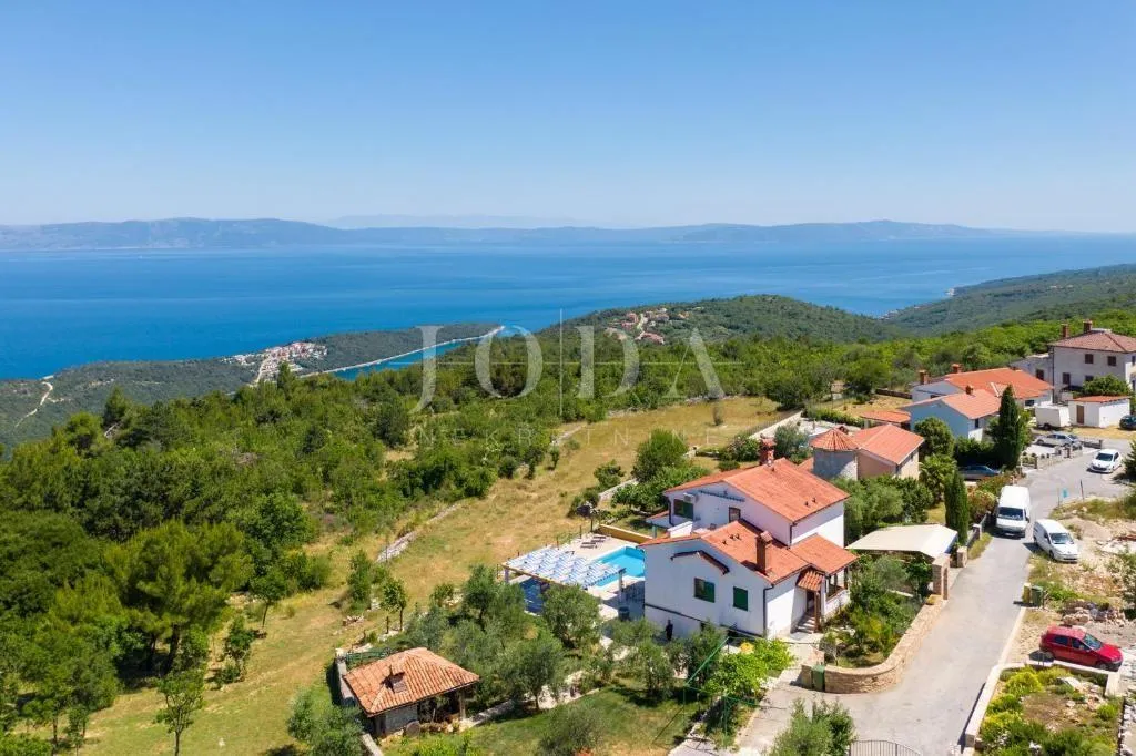 labin, okolica, kuća sa bazenom i prekrasnim pogledom na more - slika 7