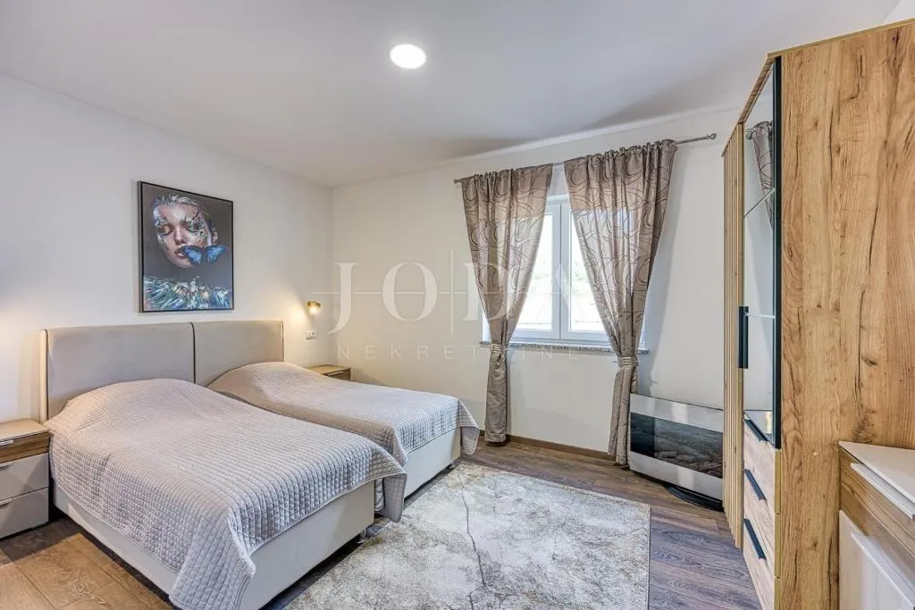 buzet, okolica, elegantna villa sa bazenom - slika 23