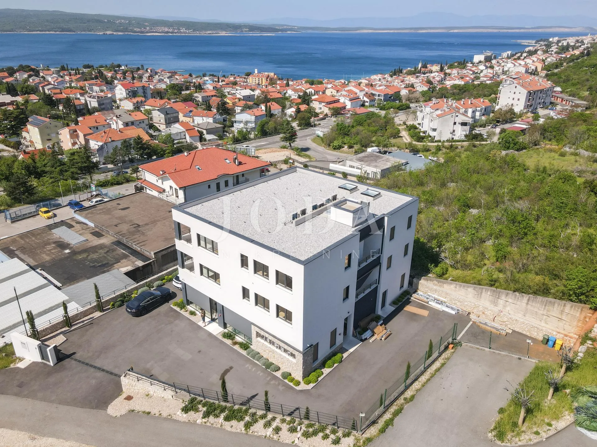 selce, novogradnja, dvoetažni stan - slika 13