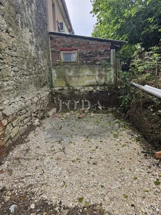 popust!prilika!kamena kuća u nizu sa panoramskim pogledom,buje okolica - slika 13